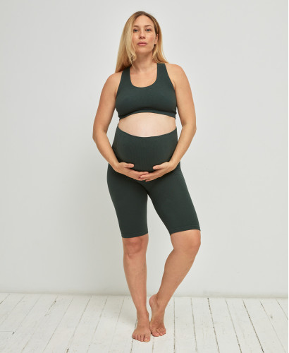Nahtlose Schwangerschaft-Biker Shorts gerippte Bio-Baumwolle grün