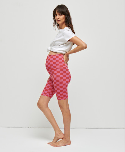 Schwangerschaft-Biker Shorts mit Karo Rosa/Rot aus Bio-Baumwolle