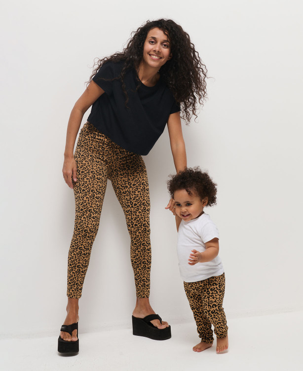 Mama/Kind-Leggings-Set Leopardenmuster Kamel